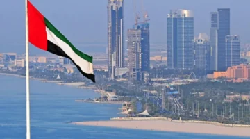 الإمارات تتصدى لأربعة صواريخ باليستية وست طائرات مسيرة في سمائها